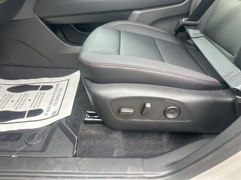 New 2026 Chevrolet Traverse Z71 w/ Enhanced Driving Package image 17