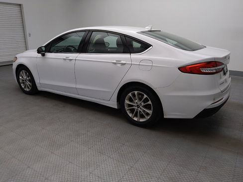 Used 2020 Ford Fusion SE FWD image 3