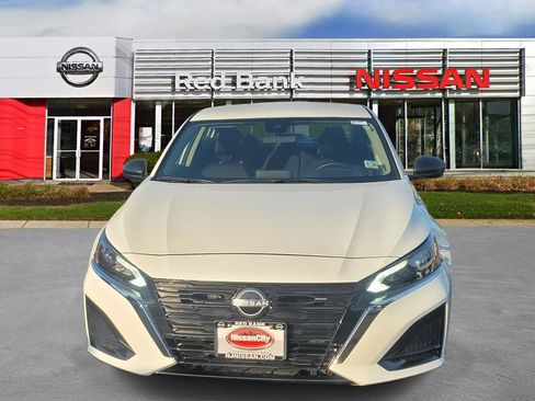 Certified 2025 Nissan Altima 2.5 S image 2