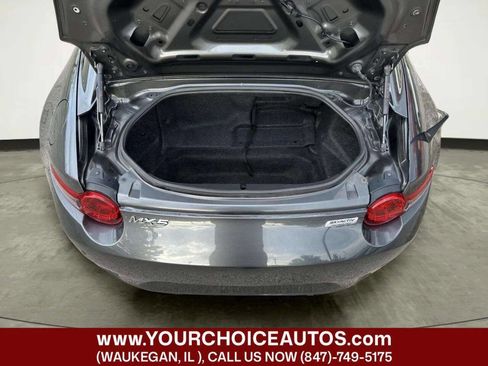 Used 2017 MAZDA MX-5 Miata RF Grand Touring RWD image 11