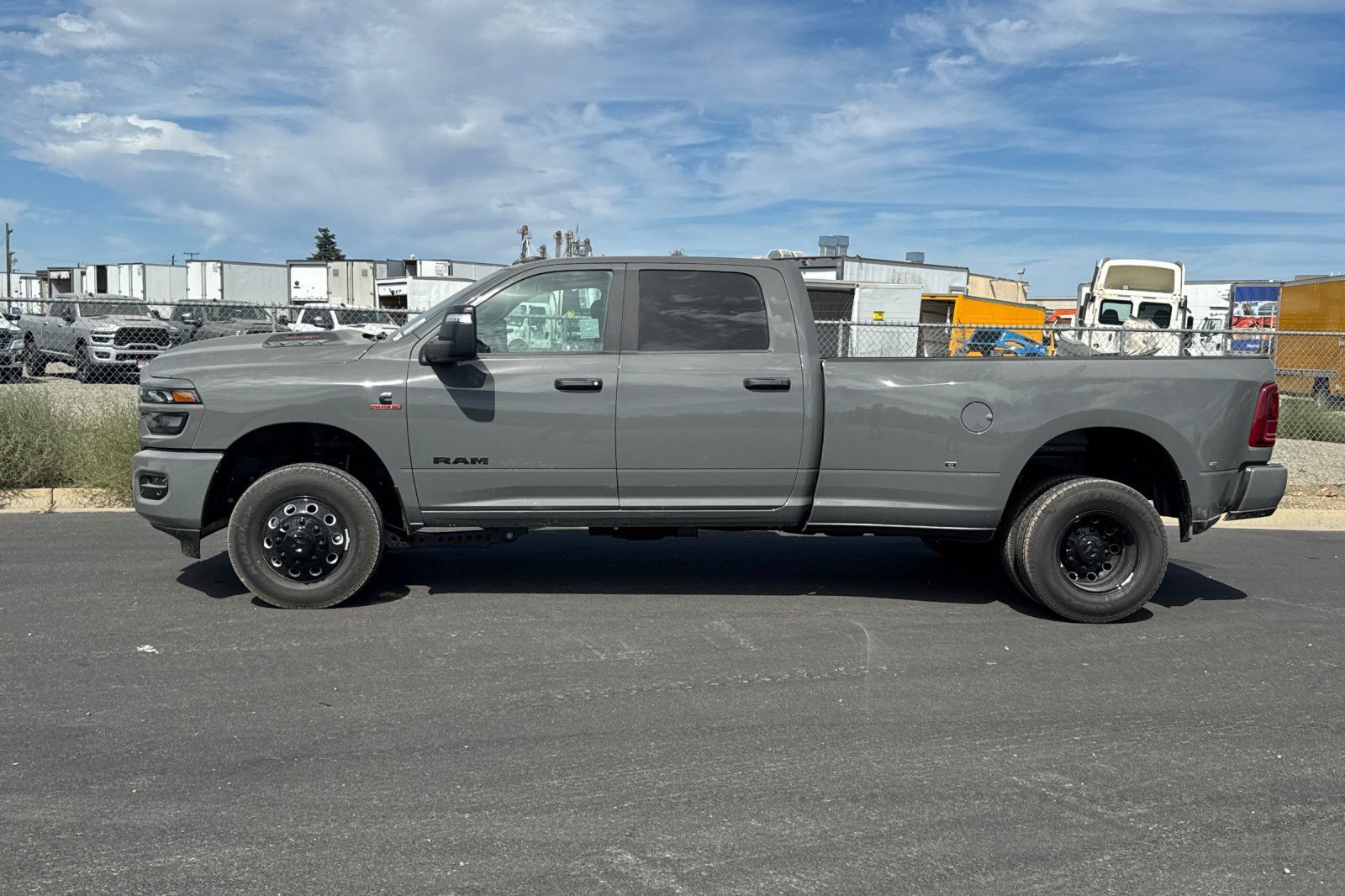 New 2026 RAM 3500 Big Horn AWD/4WD image 6