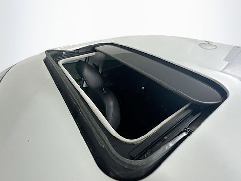 Used 2021 Volkswagen Passat 2.0T SE image 25