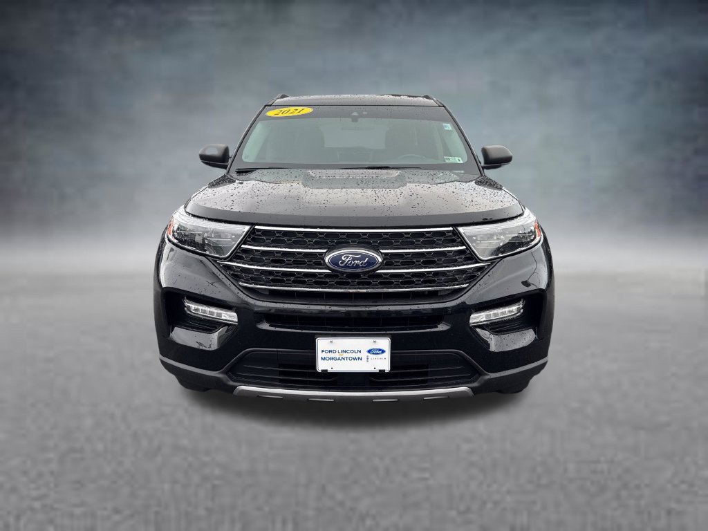 Used 2021 Ford Explorer XLT w/ Equipment Group 202A AWD/4WD image 3