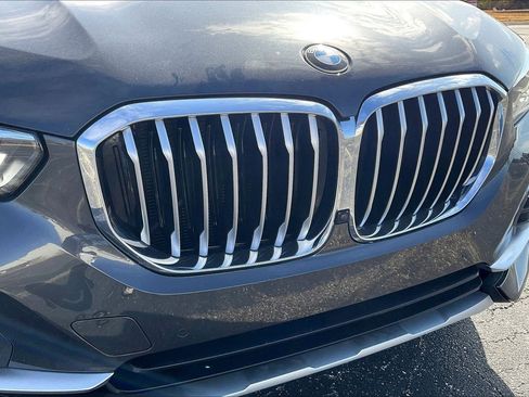 Used 2023 BMW X5 xDrive40i w/ Parking Assistance Package image 27