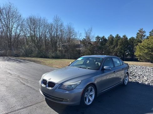 Used 2008 BMW 528i Sedan image 1