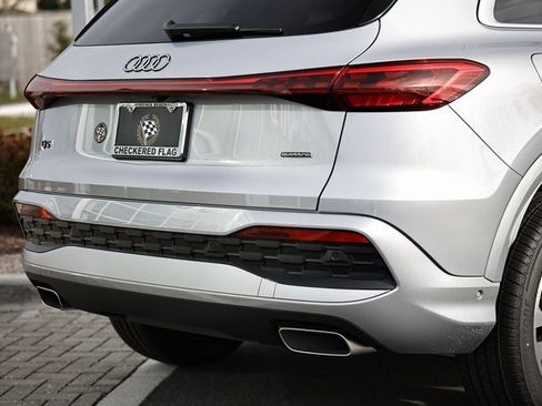 New 2025 Audi Q5 Premium image 9