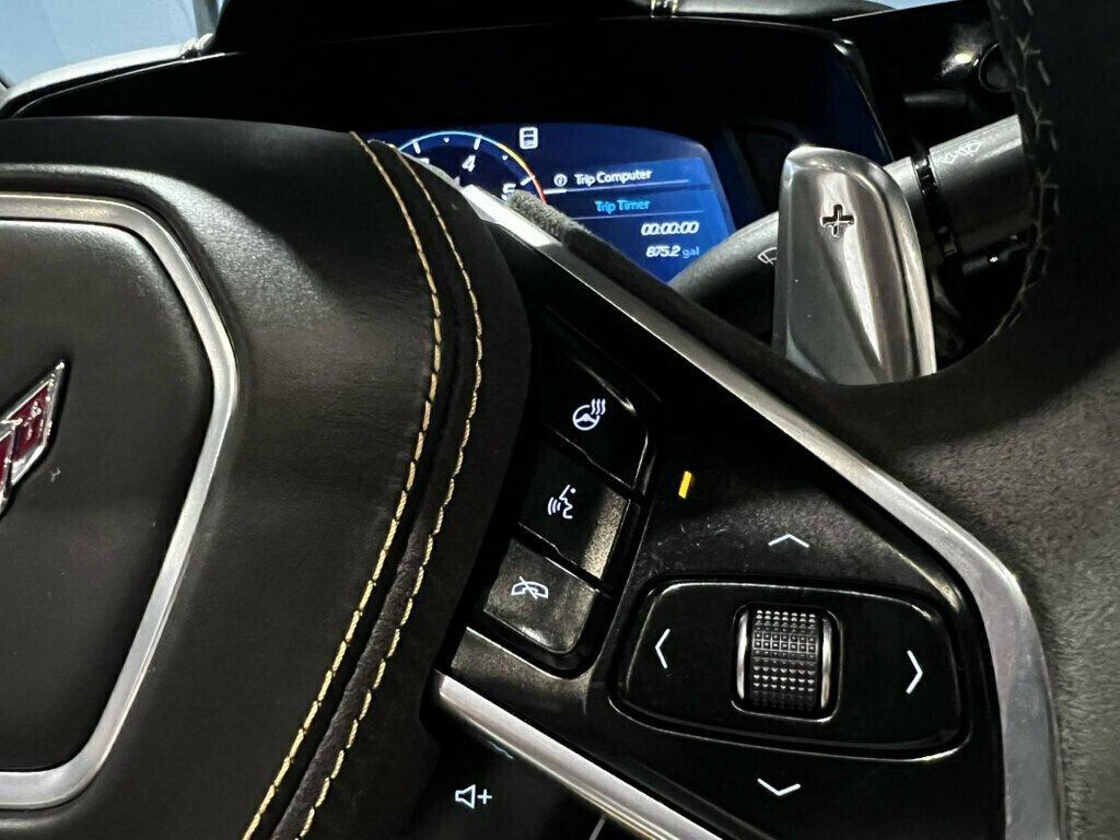 Used 2021 Chevrolet Corvette Stingray Premium Conv RWD image 38