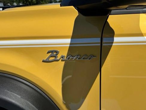 Used 2023 Ford Bronco Heritage Edition AWD/4WD image 13