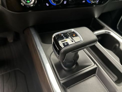 Used 2023 GMC Sierra 1500 SLT w/ SLT Premium Package image 24