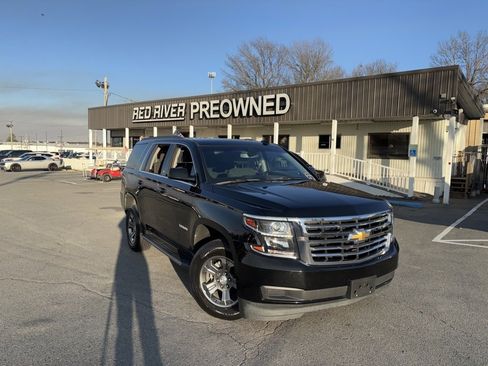 Used 2019 Chevrolet Tahoe LS image 2