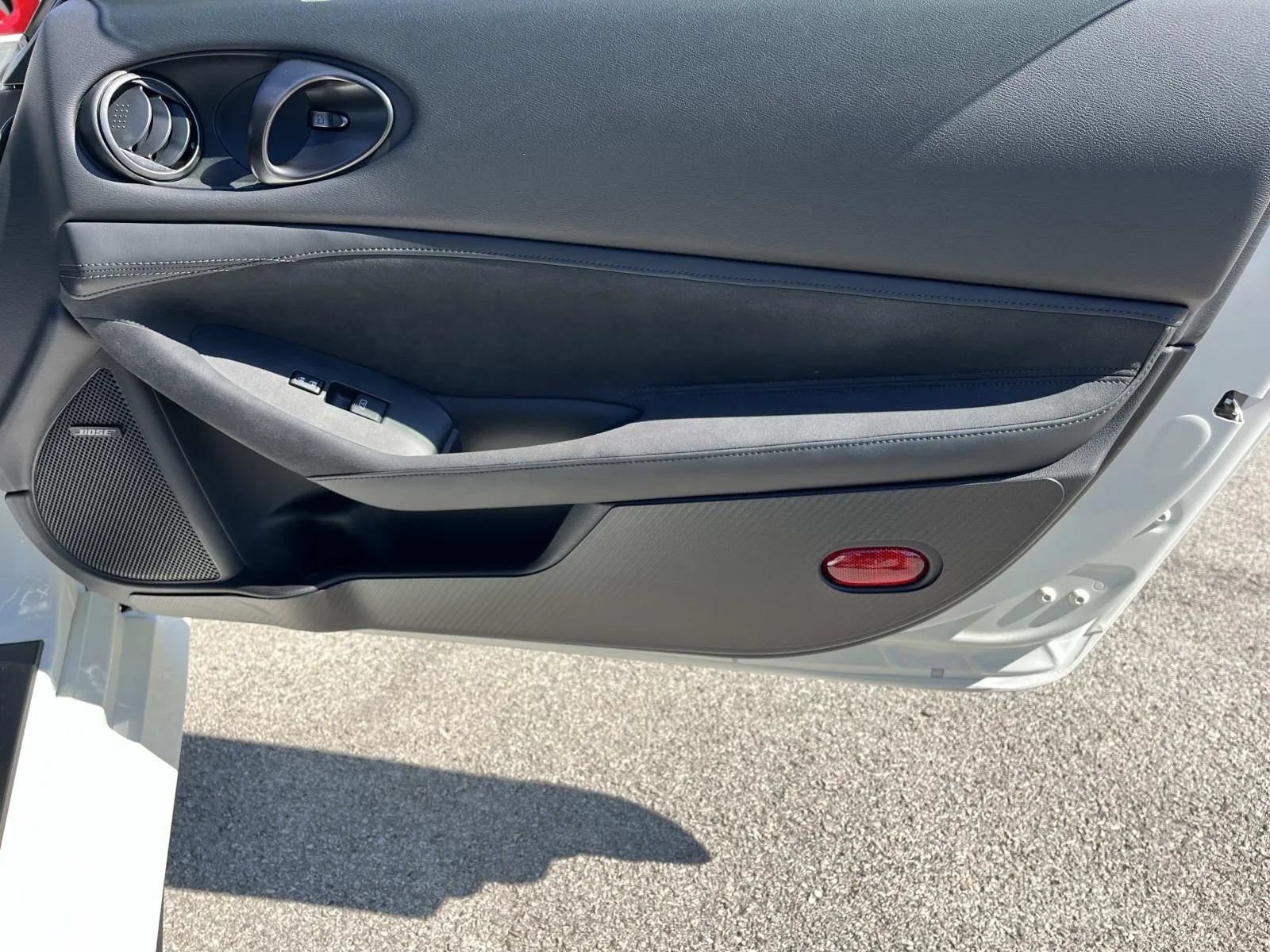 Used 2025 Nissan Z Performance w/ Floor Mat Package RWD image 12