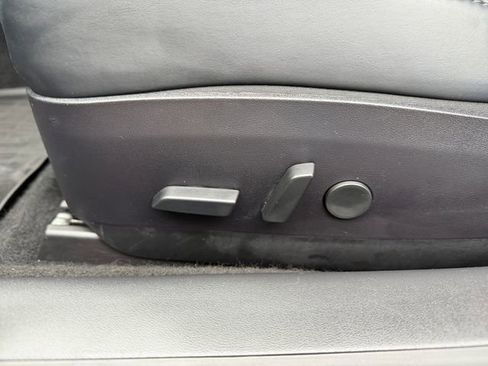 Used 2019 Tesla Model 3 Mid Range image 23