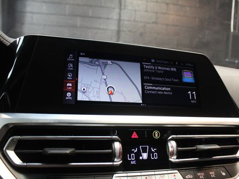 Used 2023 BMW 430i Convertible w/ M Sport Package image 48