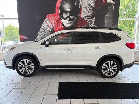 Used 2021 Subaru Ascent Touring AWD/4WD image 2