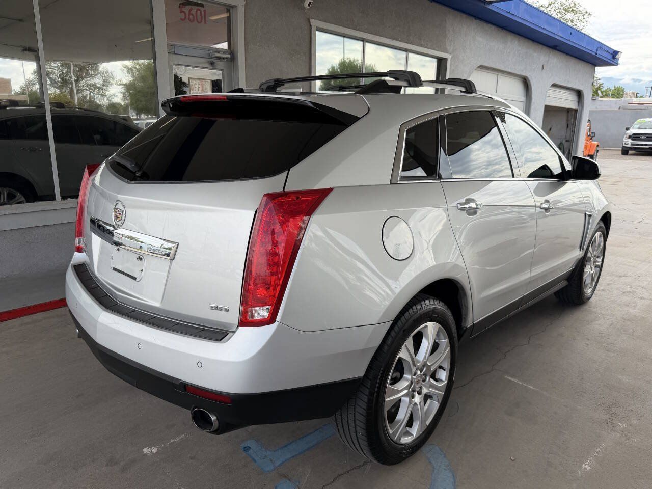 Used 2013 Cadillac SRX Performance w/ Driver Assist Package AWD/4WD image 5