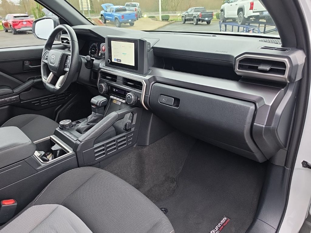 Used 2025 Toyota 4Runner TRD Off-Road AWD/4WD image 32
