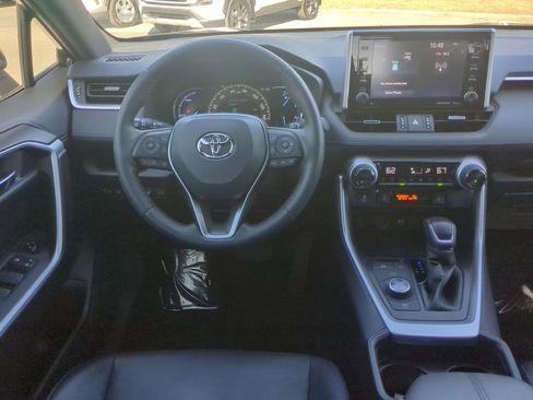 Used 2019 Toyota RAV4 XSE image 22