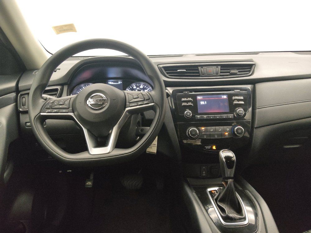 Used 2017 Nissan Rogue S AWD/4WD image 22