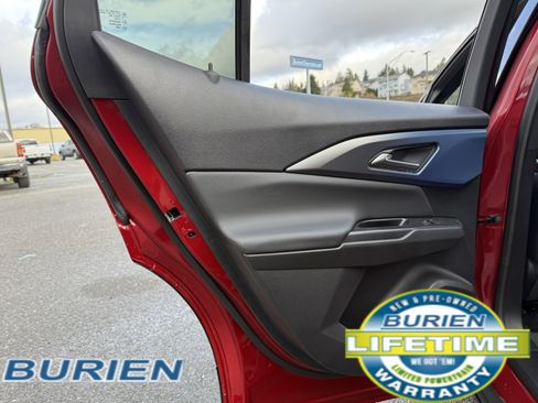 New 2026 Chevrolet Equinox EV LT image 29