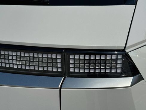 Used 2025 Hyundai Ioniq 5 Limited RWD image 31