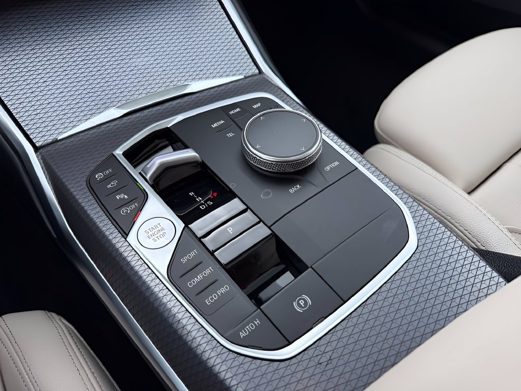 New 2026 BMW 330i Sedan w/ Premium Package RWD image 19