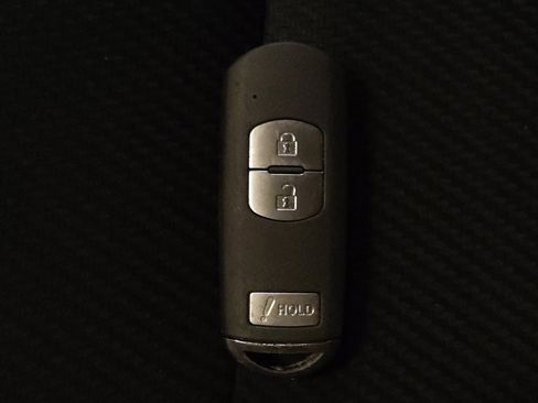 Used 2018 MAZDA CX-5 Sport image 32