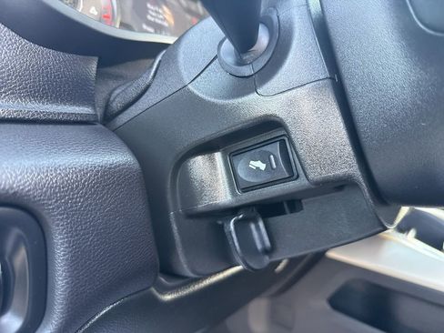 Used 2022 RAM 2500 Laramie image 32