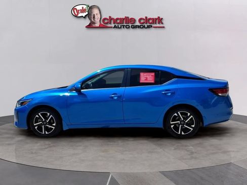 Used 2024 Nissan Sentra SV w/ All-Weather Package FWD image 3