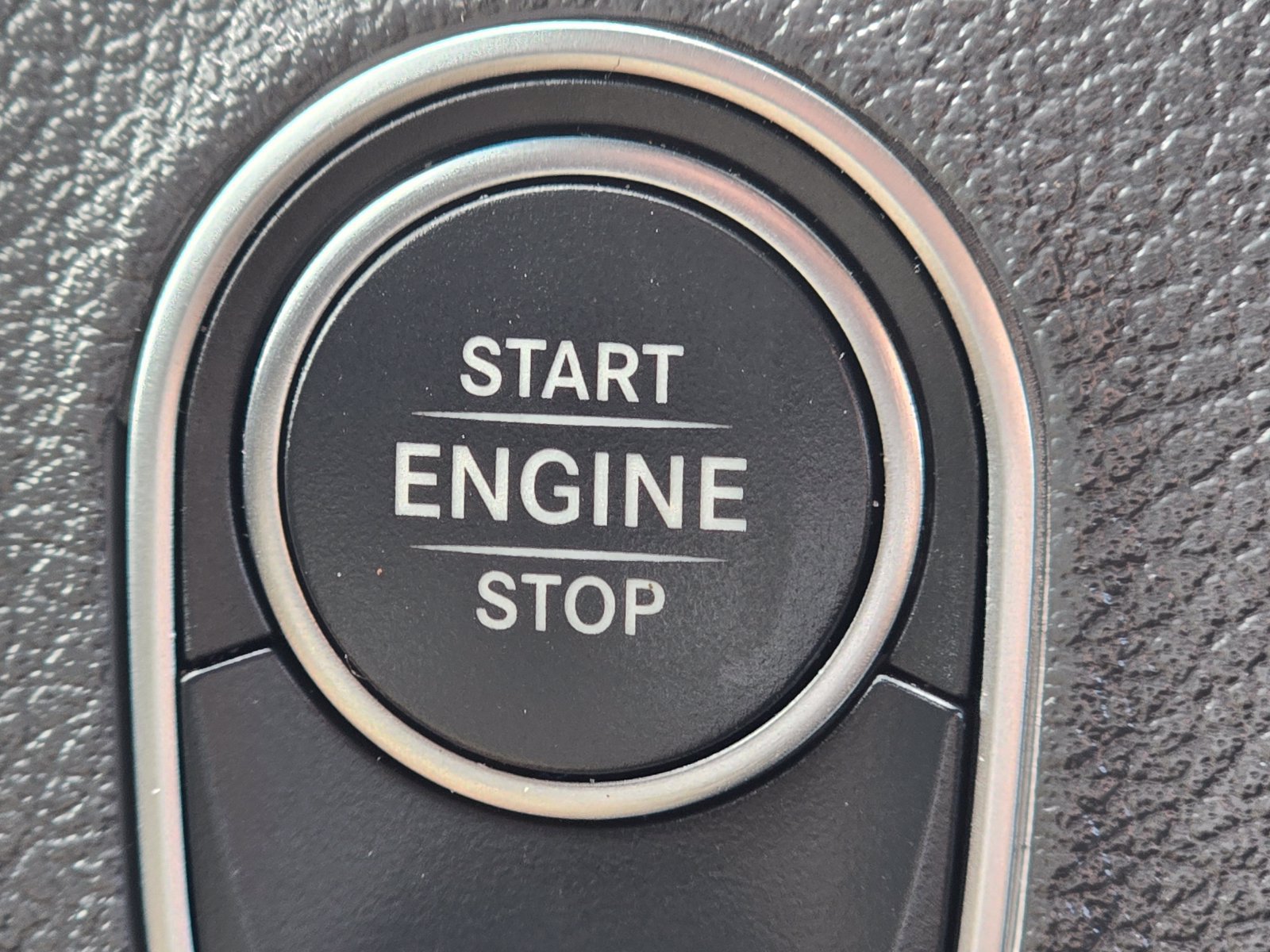 Used 2025 Mercedes-Benz Sprinter 2500 image 35