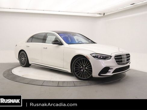 Used 2022 Mercedes-Benz S 500 4MATIC image 1