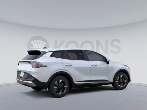 New 2026 Kia Sportage LX image 8