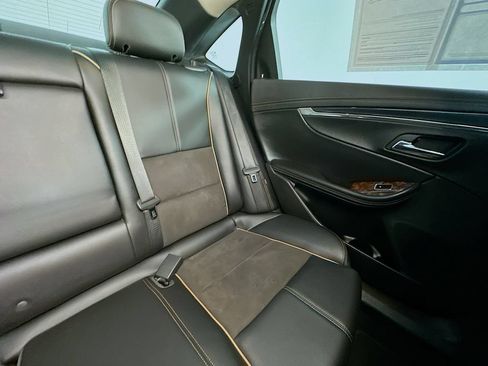 Used 2014 Chevrolet Impala LT FWD image 14