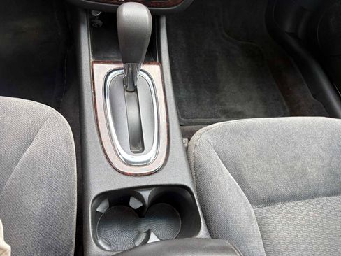 Used 2015 Chevrolet Impala LT w/ LT Sunroof Package FWD image 16