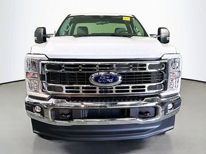 New 2025 Ford F350 XLT w/ FX4 Off-Road Package