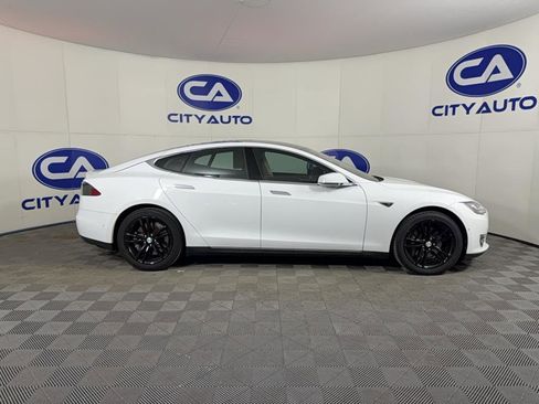 Used 2014 Tesla Model S 85 image 3