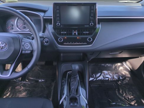 Used 2022 Toyota Corolla SE image 11