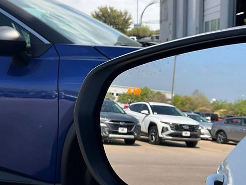 Used 2024 Chevrolet Trax RS w/ Sunroof Package image 20