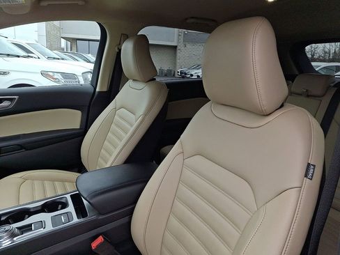 Certified 2022 Ford Edge SEL w/ Convenience Package image 14