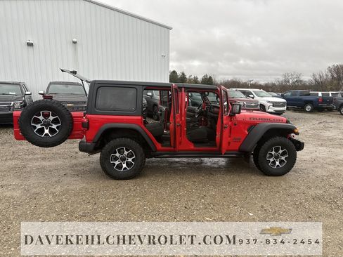 Used 2019 Jeep Wrangler Unlimited Rubicon w/ Dual Top Group image 24