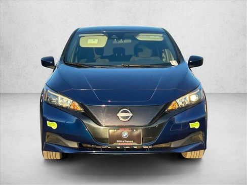 Used 2023 Nissan Leaf S image 2