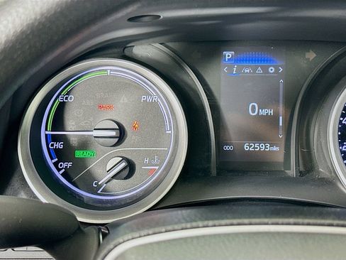 Certified 2023 Toyota Camry LE image 12