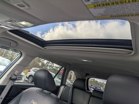 Used 2018 Subaru Outback 3.6R Limited w/ 50th Anniversary Edition image 20