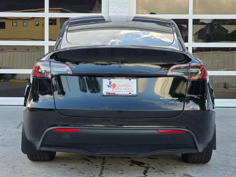 Used 2023 Tesla Model Y Long Range image 6