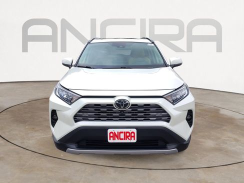Used 2021 Toyota RAV4 Limited image 8