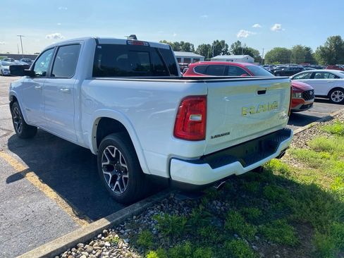 Used 2025 RAM 1500 Laramie w/ Sport Appearance Package AWD/4WD image 3