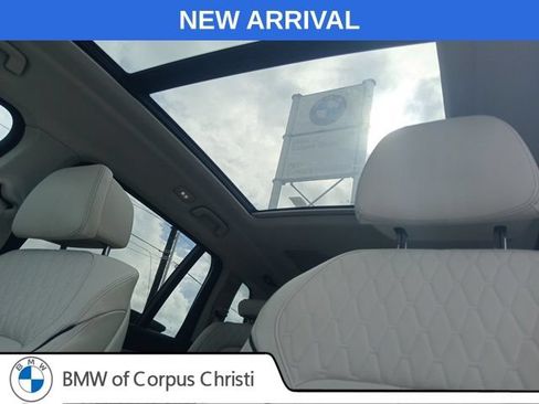 Used 2020 BMW X7 xDrive40i w/ Premium Package AWD/4WD image 29