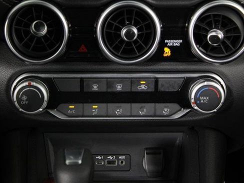 Certified 2024 Nissan Sentra SV image 18