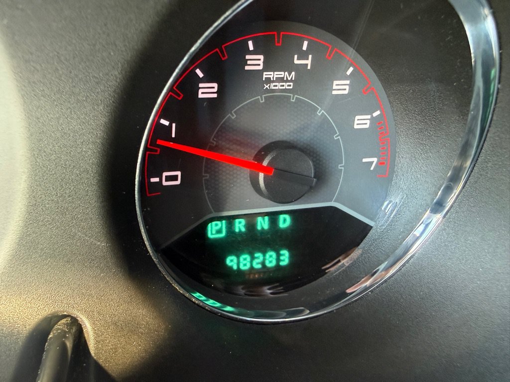 Used 2011 Dodge Avenger Mainstreet FWD image 11