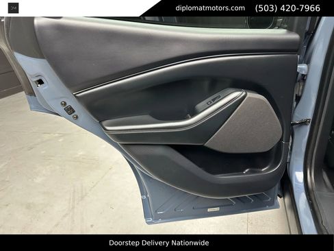 Used 2023 Ford Mustang Mach-E Select image 24