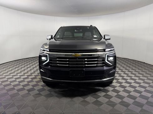 Used 2026 Chevrolet Suburban Premier AWD/4WD image 11